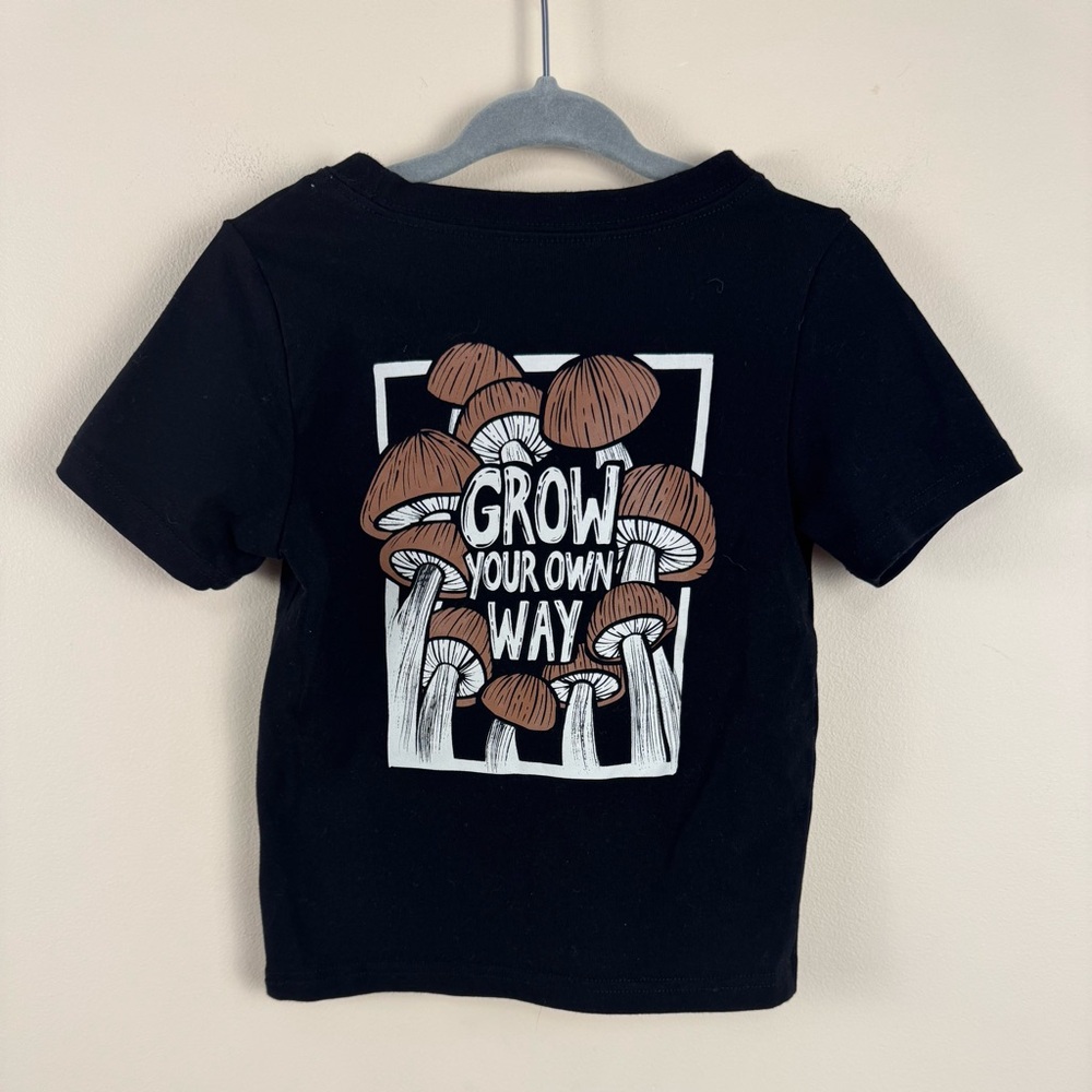 Fletch “Grow Your Own Way” Tee size 18-24M